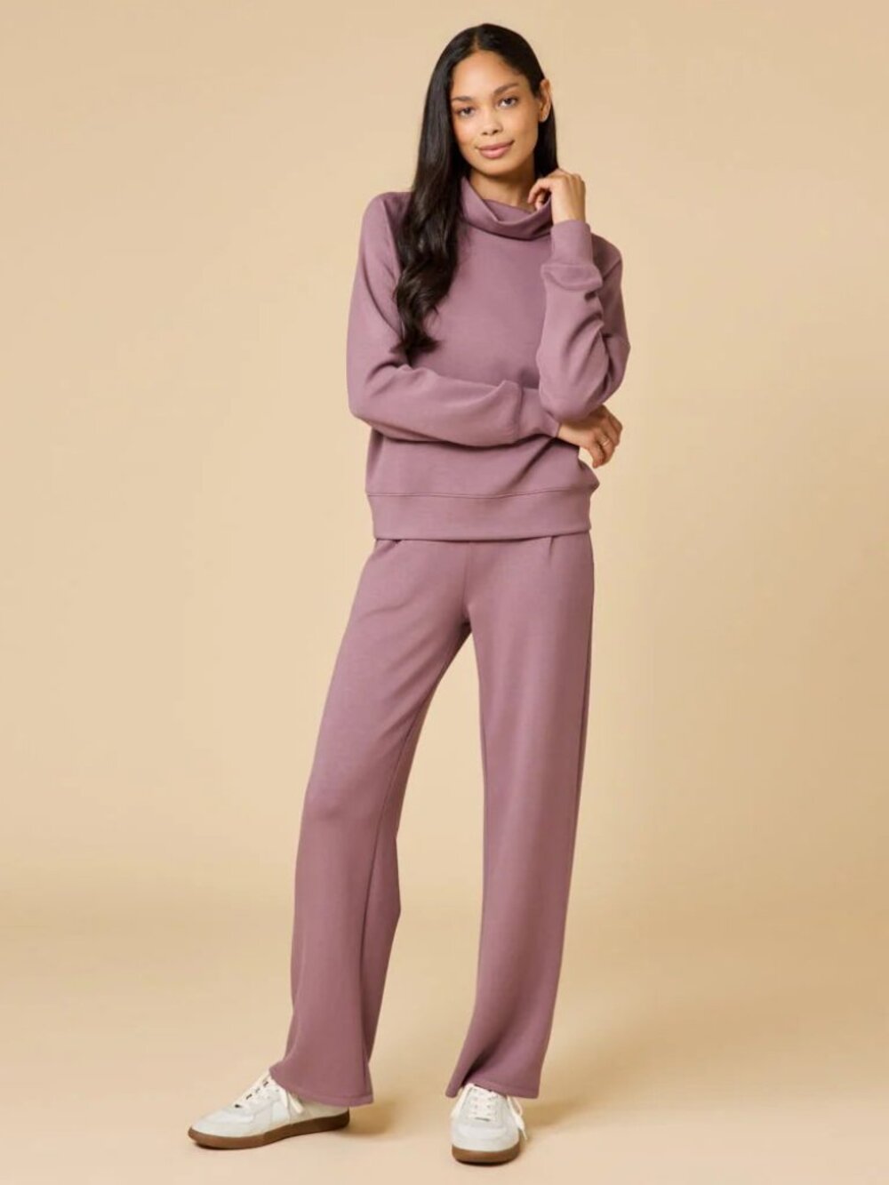 NWT Dream Tech Set Cowl Driftwood